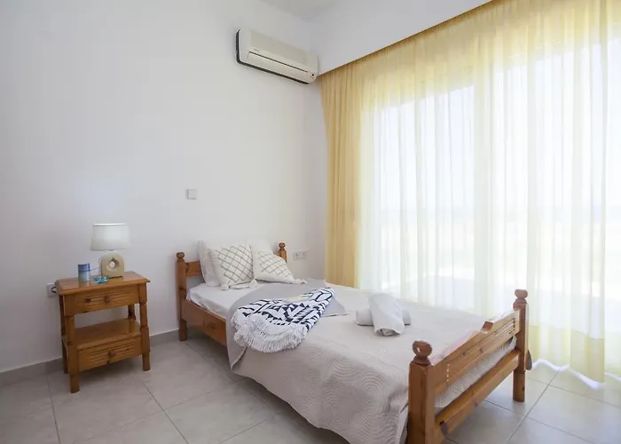 Kamiros Καλαβάρδα